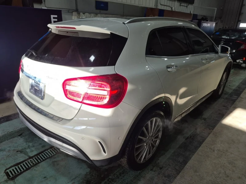 Mercedes-Benz GLA 250  CARFAX| PANO| NAVI| MEMORY, снимка 3 - Автомобили и джипове - 53435247
