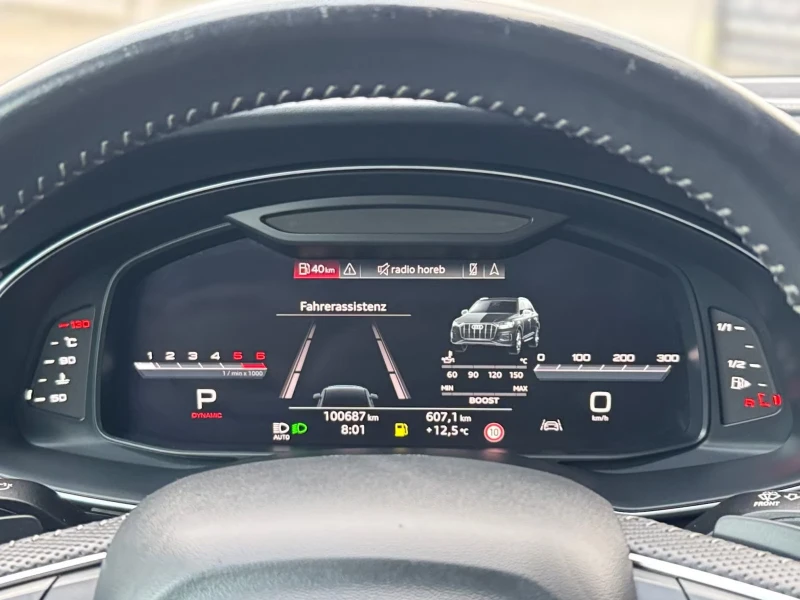 Audi SQ7 4.0TDI/435HP/7S/PANO/MATRIX/AHK/BOSE/360/HUD/797g, снимка 9 - Автомобили и джипове - 53522728