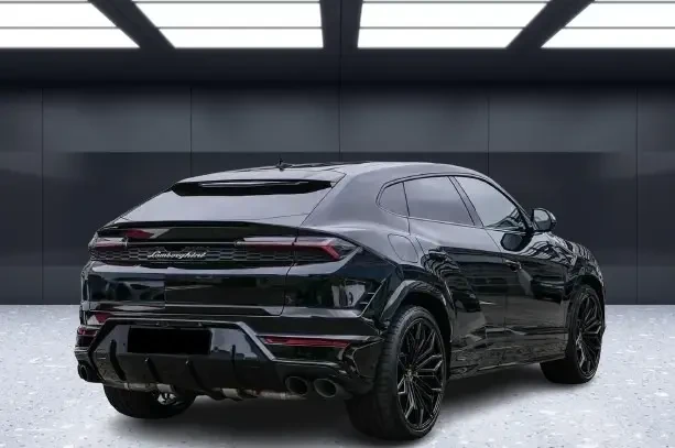 Lamborghini Urus SE = Carbon Ceramic Brakes = Гаранция, снимка 3 - Автомобили и джипове - 52884016