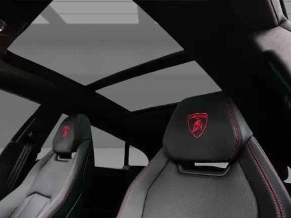 Lamborghini Urus SE = Carbon Ceramic Brakes = Гаранция, снимка 7 - Автомобили и джипове - 52884016