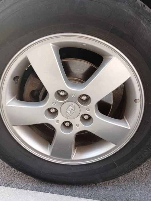 Hyundai Tucson 2.0 - изображение 5