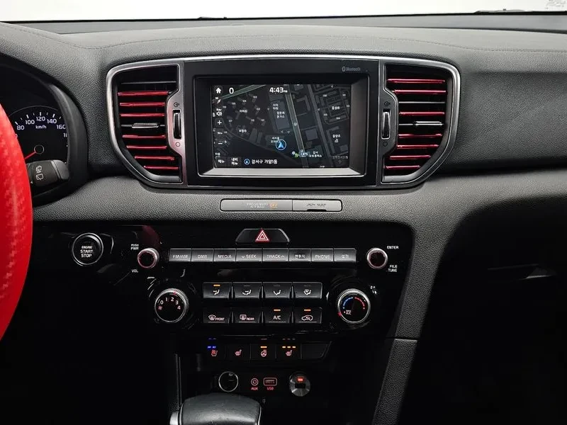 Kia Sportage 2.0 CRDi 4WD, снимка 14 - Автомобили и джипове - 54276687