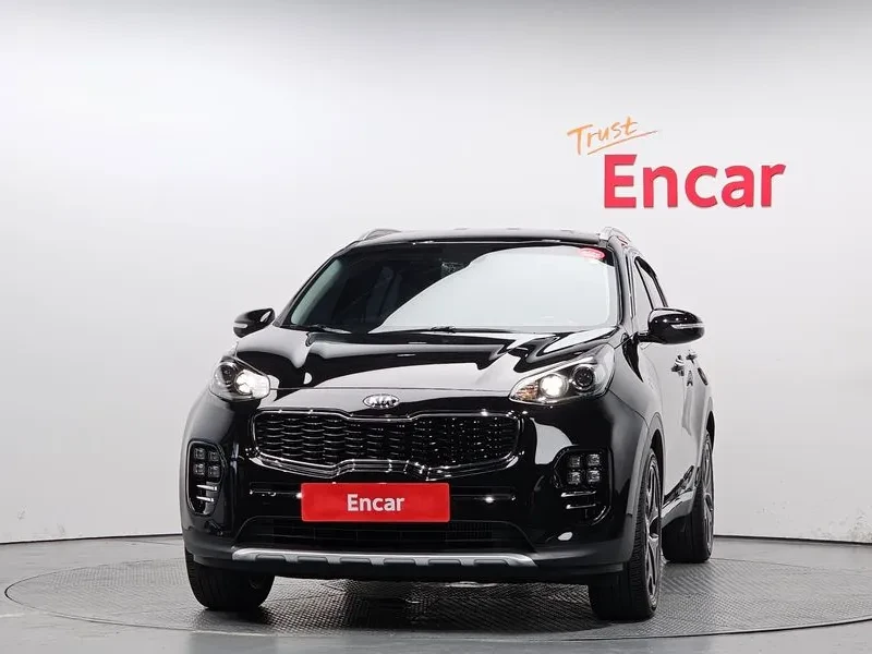 Kia Sportage 2.0 CRDi 4WD, снимка 3 - Автомобили и джипове - 54276687