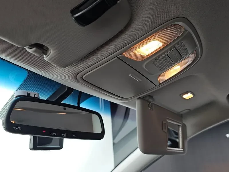 Kia Sportage 2.0 CRDi 4WD, снимка 16 - Автомобили и джипове - 54276687