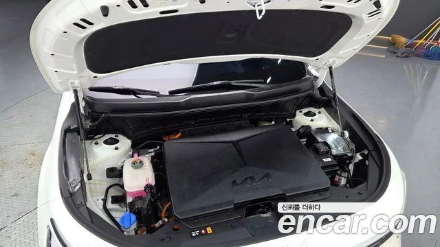 Kia Niro, снимка 6 - Автомобили и джипове - 56267116