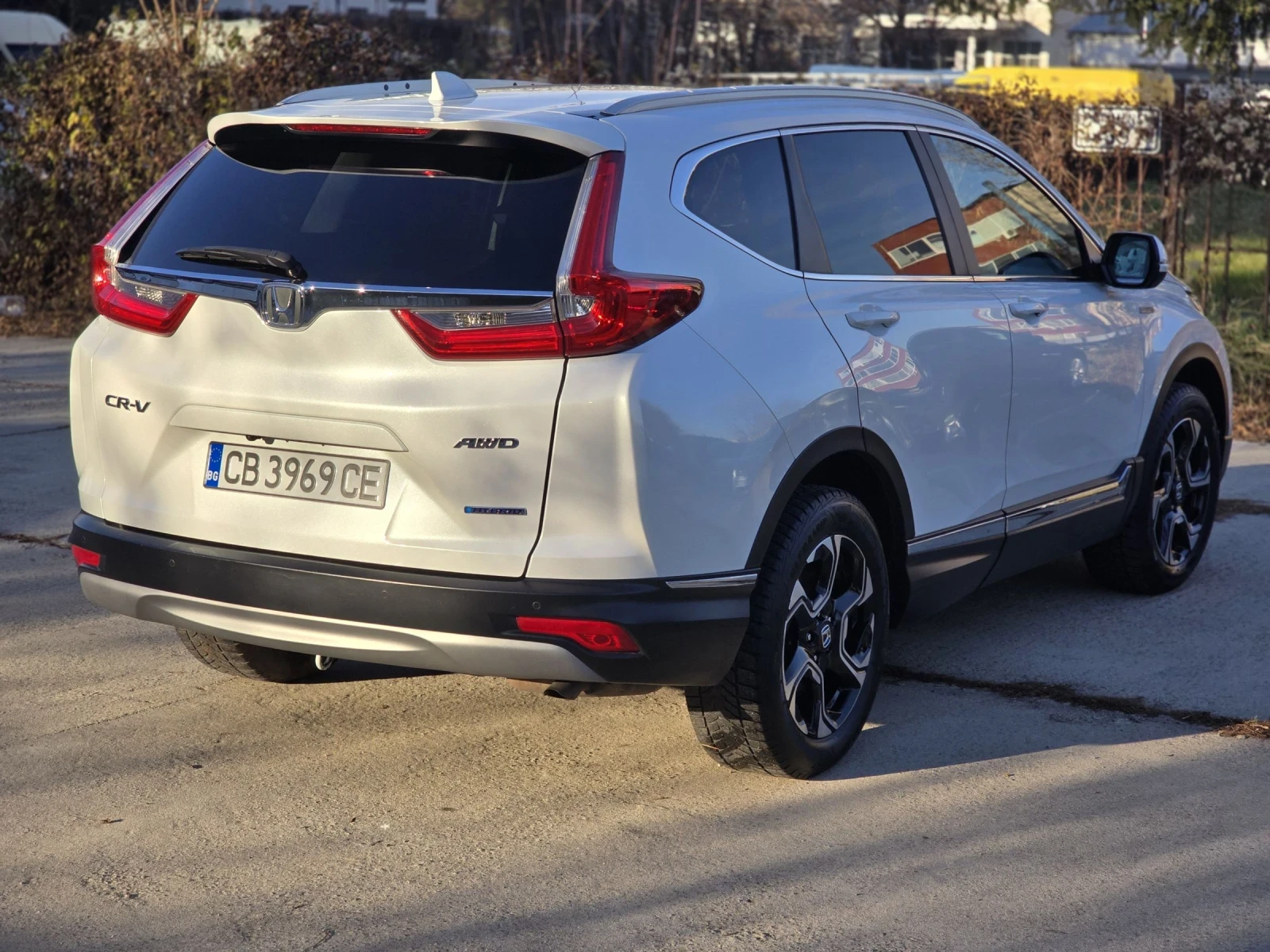 Honda Cr-v 2.0MMDI HIBRID EXECUTIVE 4WD  - изображение 4