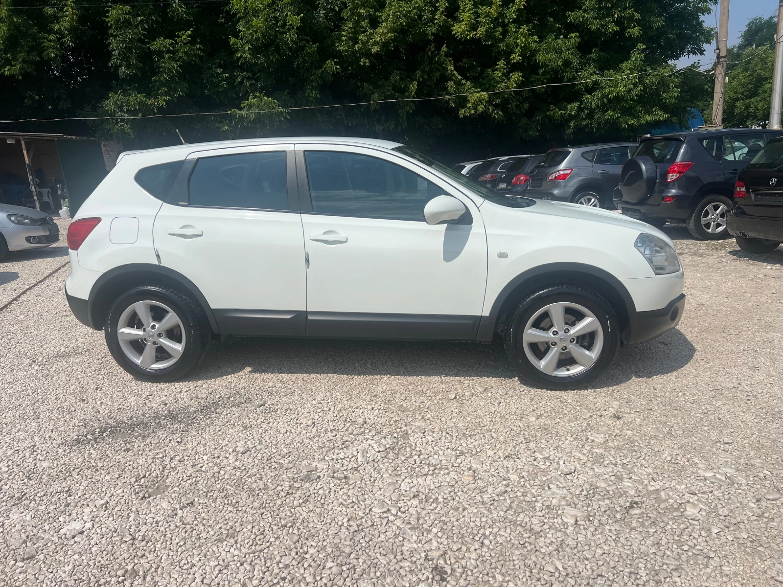 Nissan Qashqai 1, 5dci 110к.с - изображение 2