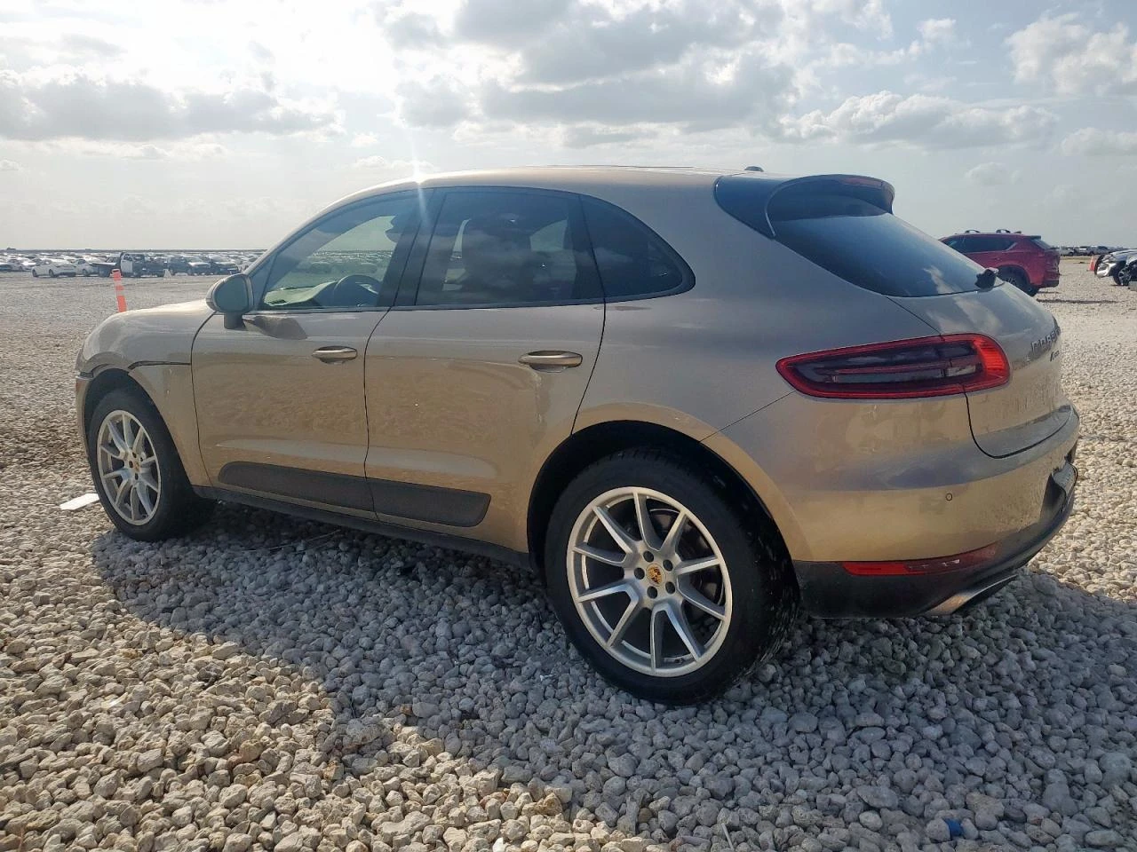 Porsche Macan 4Х4/ПАНОРАМА/ОБДУХВАНЕ/ПОДГРЕВ/ВИДЕО НА МОТОРА - изображение 6