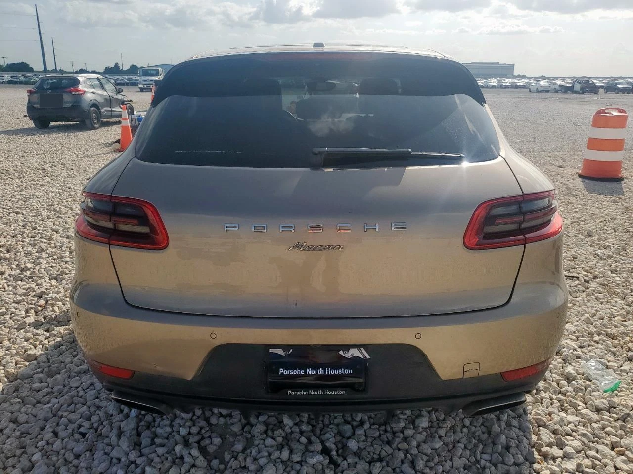 Porsche Macan 4Х4/ПАНОРАМА/ОБДУХВАНЕ/ПОДГРЕВ/ВИДЕО НА МОТОРА - изображение 5