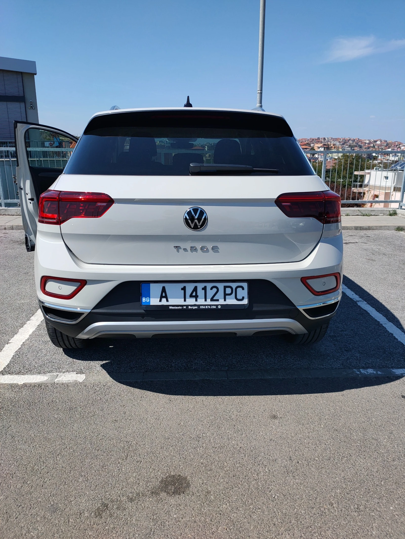 VW T-Roc Style Plus 1.5TSI OPF DSG7 - изображение 2