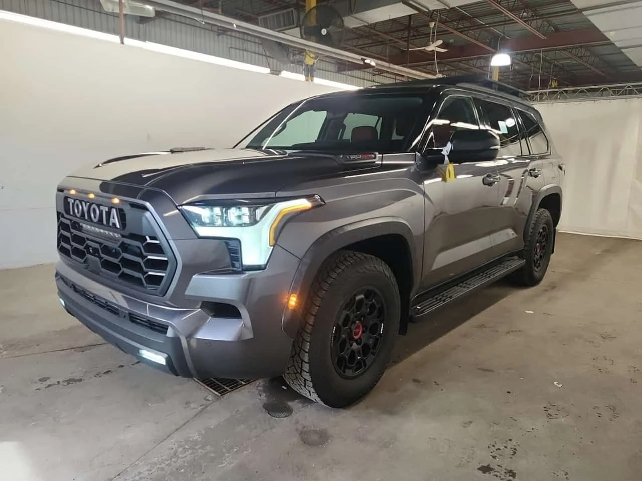 Toyota Sequoia * TRD OFF ROAD * ��������* ����������* 360 ������* | Mobile.bg � ����������� 1