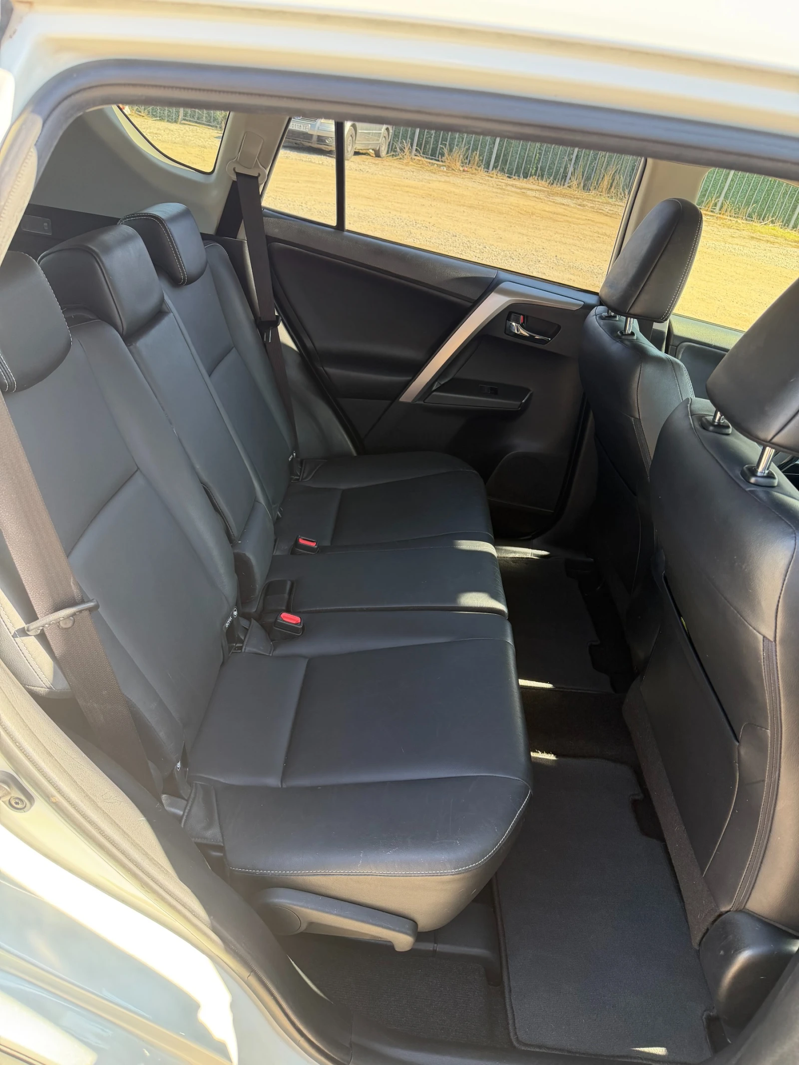 Toyota Rav4 2.0 (151hp) - AWD/���������/Luxury/�������� | Mobile.bg � ����������� 12