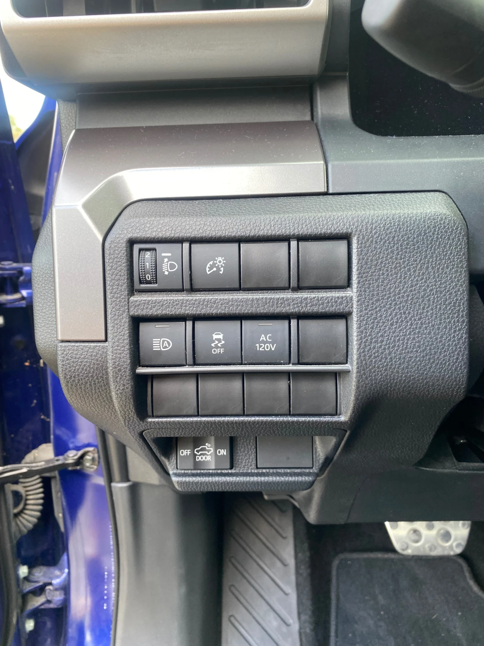 Toyota Tacoma TRD Sport, 2024, снимка 10 - Автомобили и джипове - 54868751