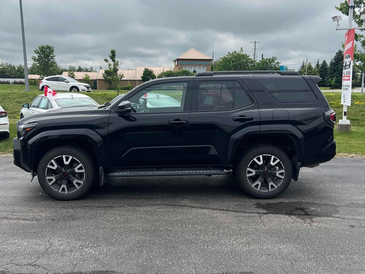 Toyota 4runner * 4WD * АВТОКРЕДИТ БЕЗ ПЪРВОНАЧАЛНА ВНОСКА* , снимка 2 - Автомобили и джипове - 55172183