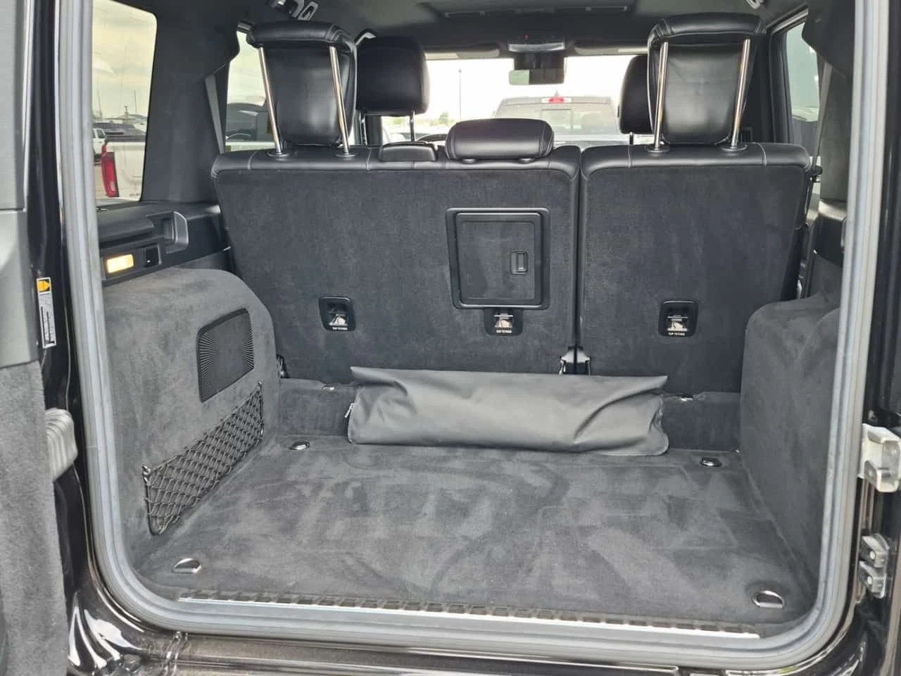 Mercedes-Benz G 63 AMG * CARFAX * ДИСТРОНИК * 360 КАМЕРА * ОБДУХВАНЕ * , снимка 14 - Автомобили и джипове - 55229754