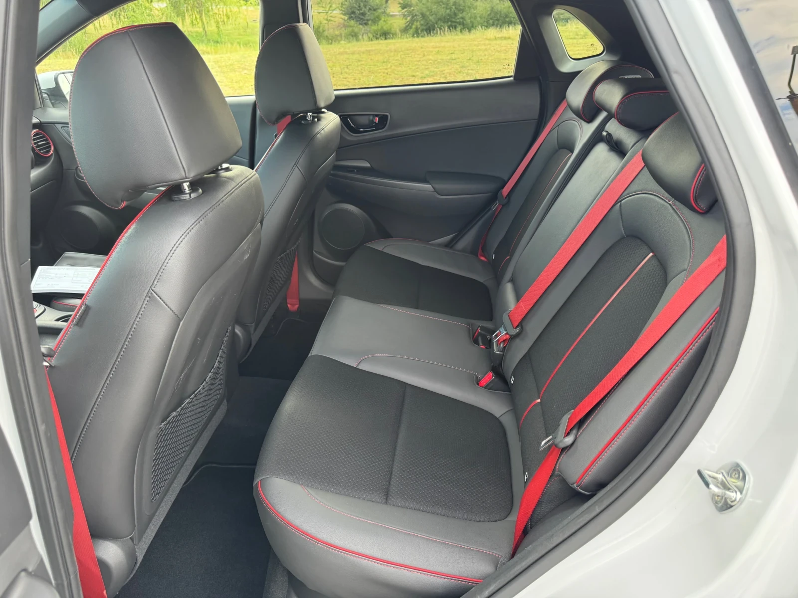 Hyundai Kona 1.6CRDI4x4 Avtomatik Full, снимка 13 - Автомобили и джипове - 55388406