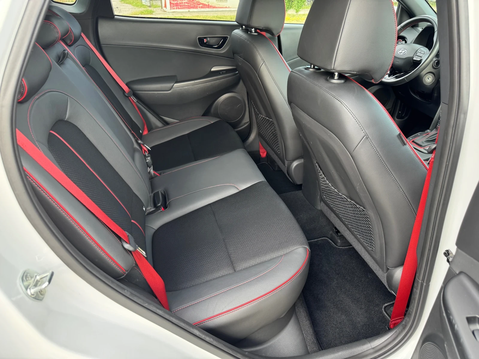 Hyundai Kona 1.6CRDI4x4 Avtomatik Full, снимка 10 - Автомобили и джипове - 55388406