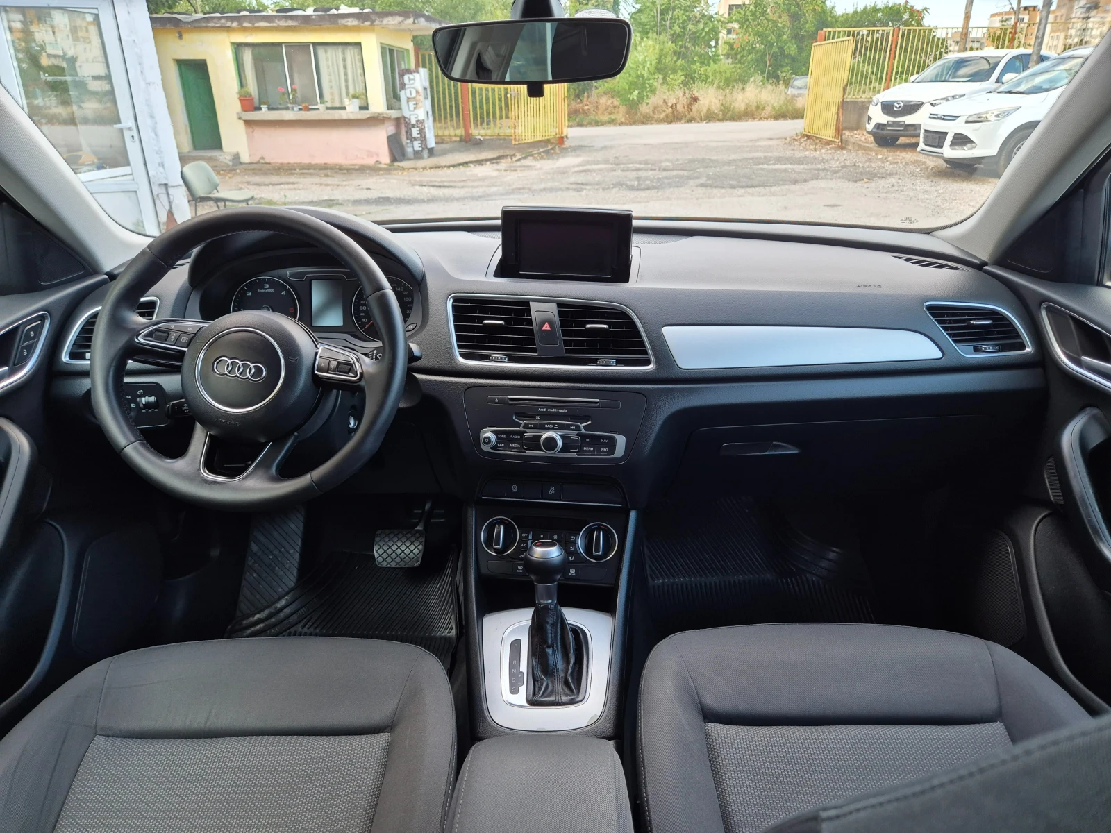 Audi Q3 2.0 TDI 150 КС ITALY, снимка 12 - Автомобили и джипове - 55455750