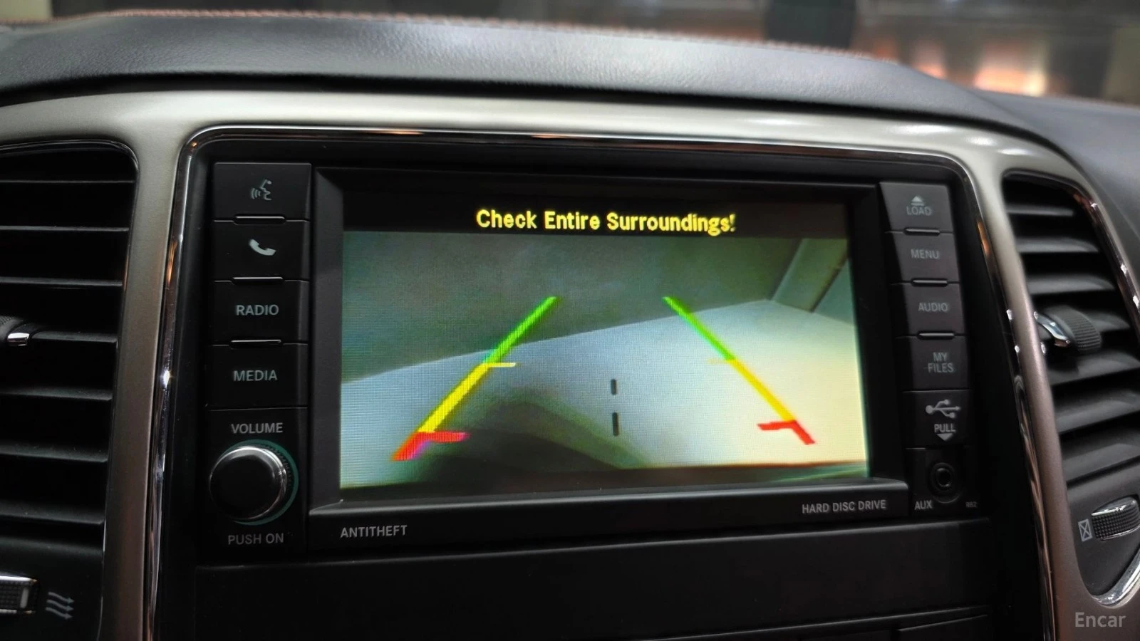 Jeep Cherokee * ПАНО* KEYLESS* Camera* ПОДГРЕВ* , снимка 14 - Автомобили и джипове - 55654925