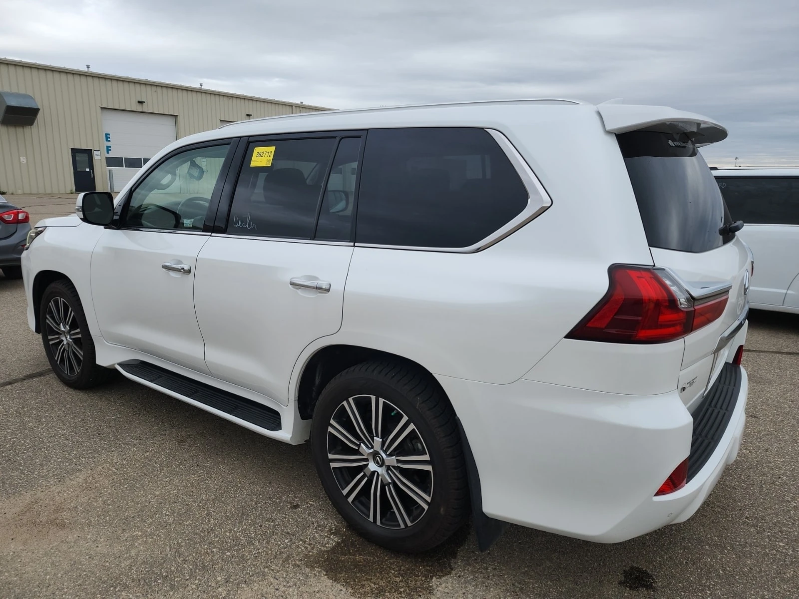 Lexus LX 570 * MARK LEVINSON * TV * 7 ����� * CARFAX *  | Mobile.bg � ����������� 4
