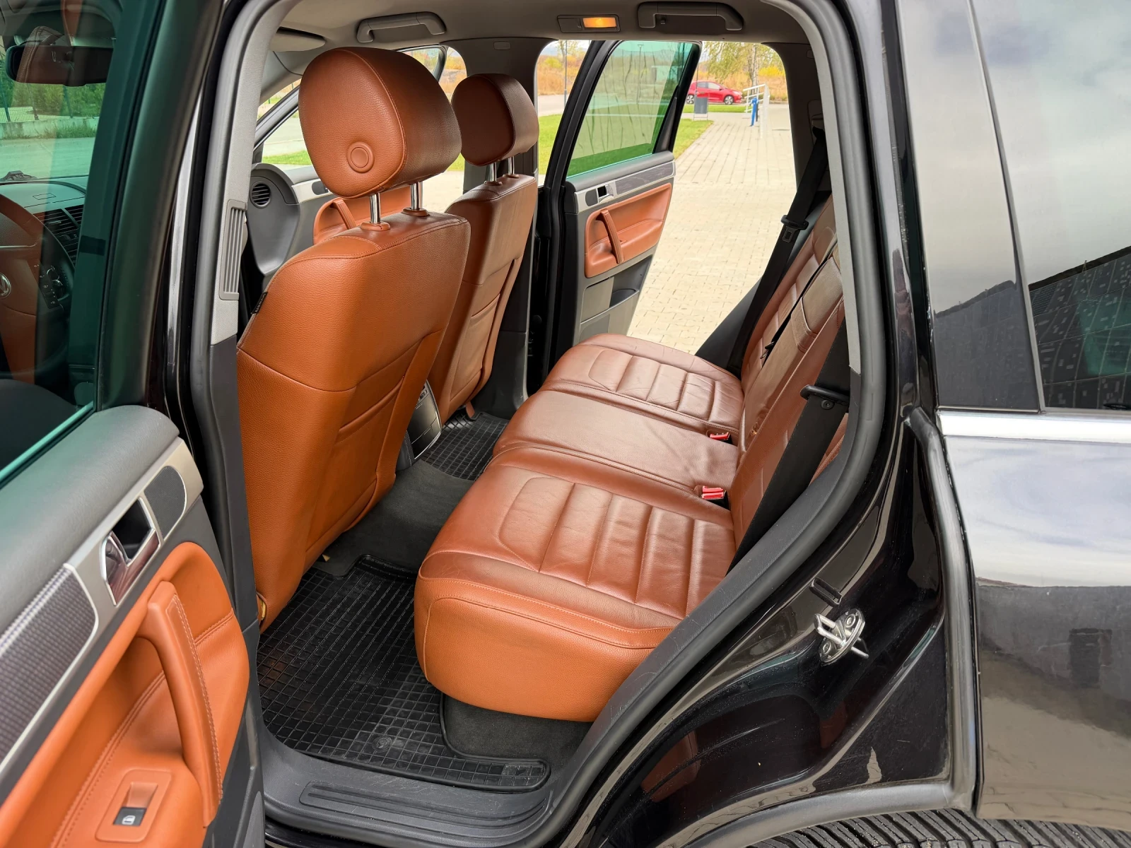 VW Touareg 3.0 TDI  R-Line Facelift | Mobile.bg � ����������� 14