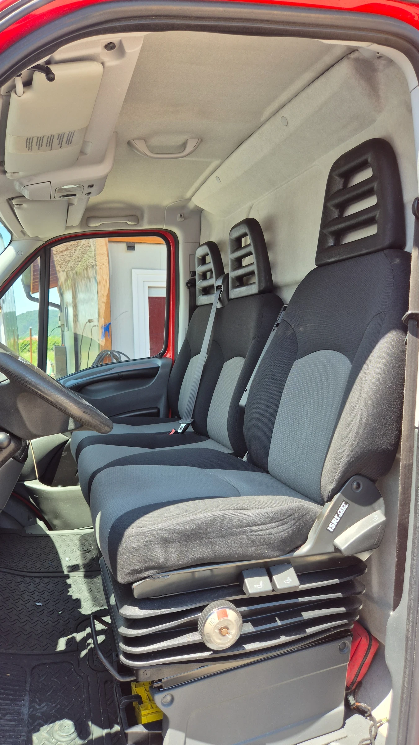 Iveco Daily 35s17 Швейцария  - изображение 8
