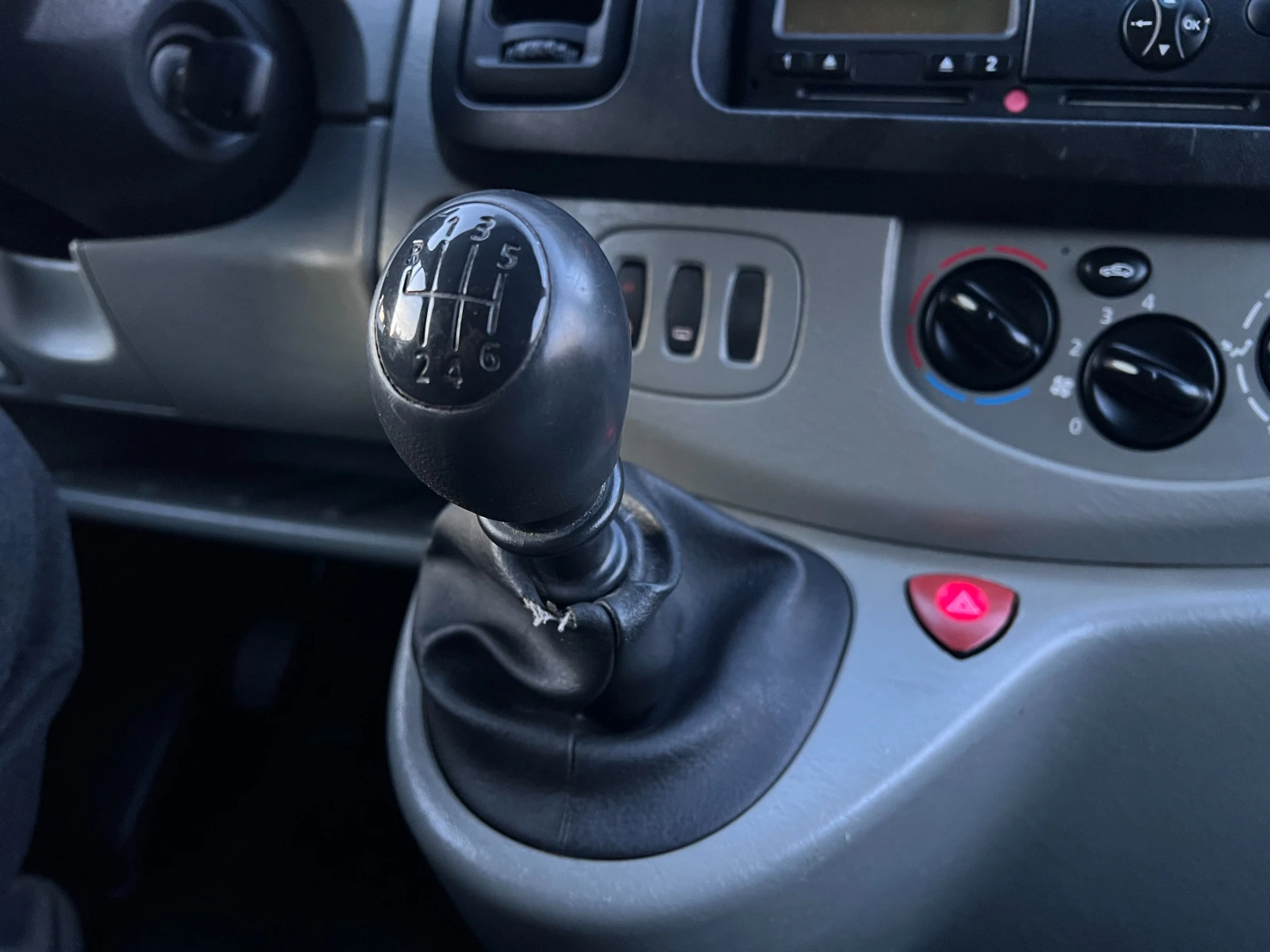 Nissan Primastar 2.0dCi 114�.�. ������� ���������� ��������� | Mobile.bg � ����������� 12