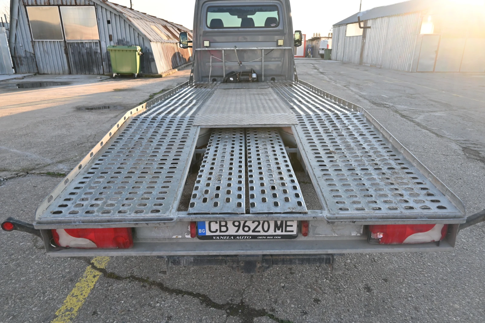 VW Crafter 2.5 TDI дизел, снимка 15 - Бусове и автобуси - 55726101