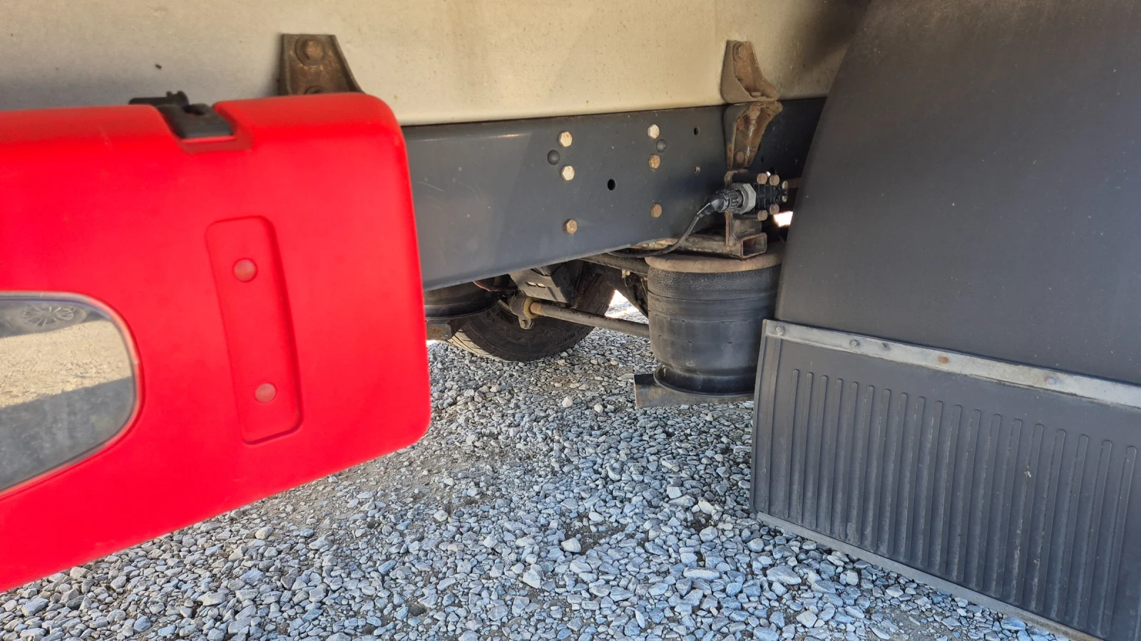 Iveco Daily 72c17* ХЛАДИЛЕН* БОРД+ ВРАТИ* ШВЕЙЦАРИЯ*  - изображение 8