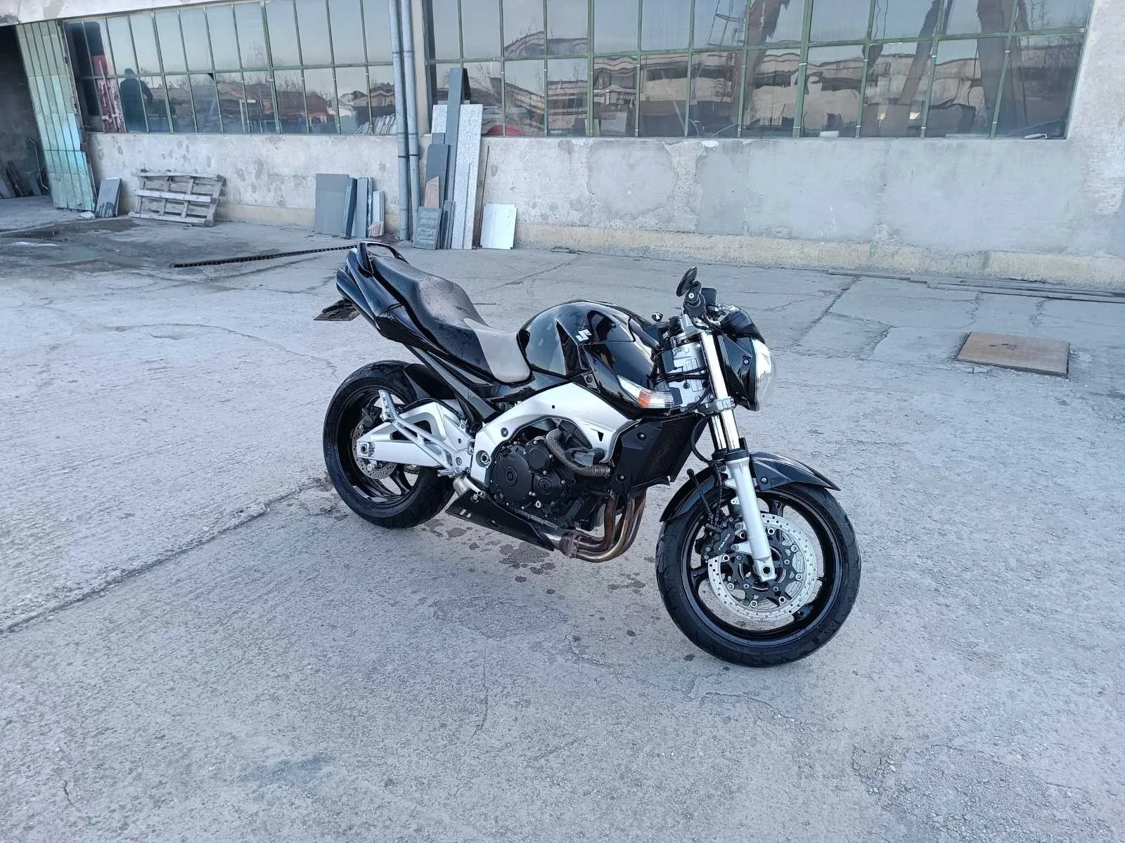 Suzuki Gsr  - изображение 7
