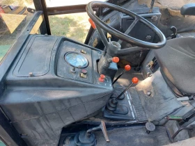 Трактор John Deere 2140, снимка 6