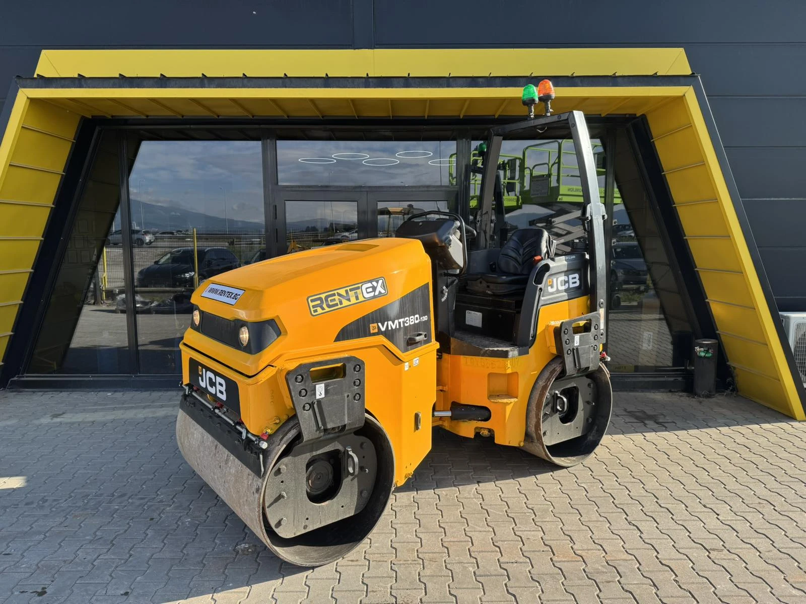 Валяк Друга марка  JCB VMT 380-130 - изображение 4