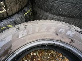 Гуми Зимни 215/65R16, снимка 4