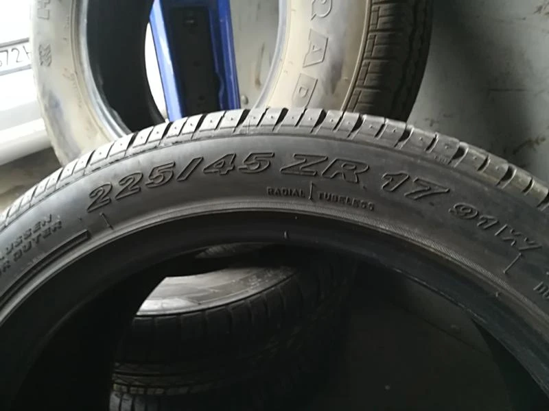 Гуми Летни 225/45R17, снимка 4 - Гуми и джанти - 20890443