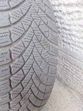 ���� � ������ 195/65R15 | Mobile.bg � ����� ������ 7