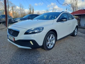 Volvo V40 Cross Country 2.0 D, снимка 1