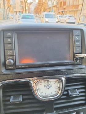 Lancia Voyager, снимка 2