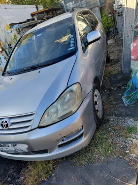 Toyota Avensis verso, снимка 2