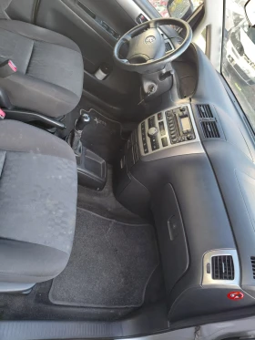 Toyota Avensis verso, снимка 5