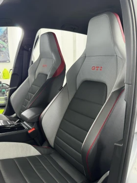 VW Golf 8 GTI, снимка 13