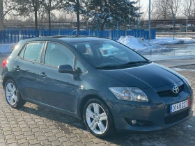 Toyota Auris КАТО НОВА, 2.2D4D, KEYLESS, ПЕЧКА, СЕРВИЗНИ ДОК. 1