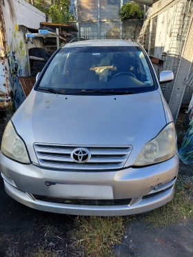 Toyota Avensis verso 
