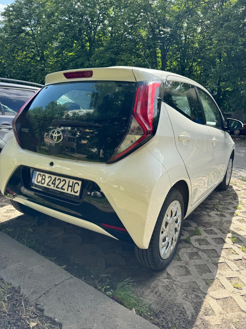 Toyota Aygo, снимка 6 - Автомобили и джипове - 47006677