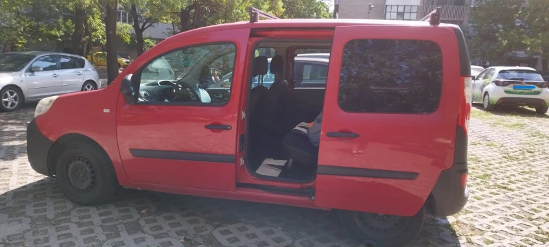 Renault Kangoo, снимка 12 - Автомобили и джипове - 47383280