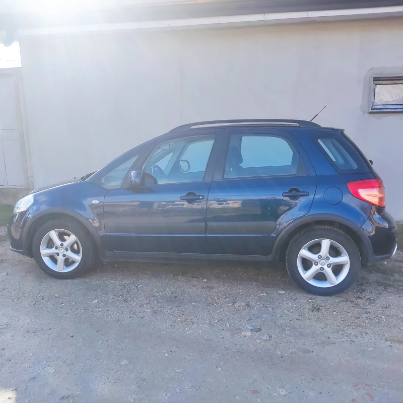 Suzuki SX4, снимка 2 - Автомобили и джипове - 48457173