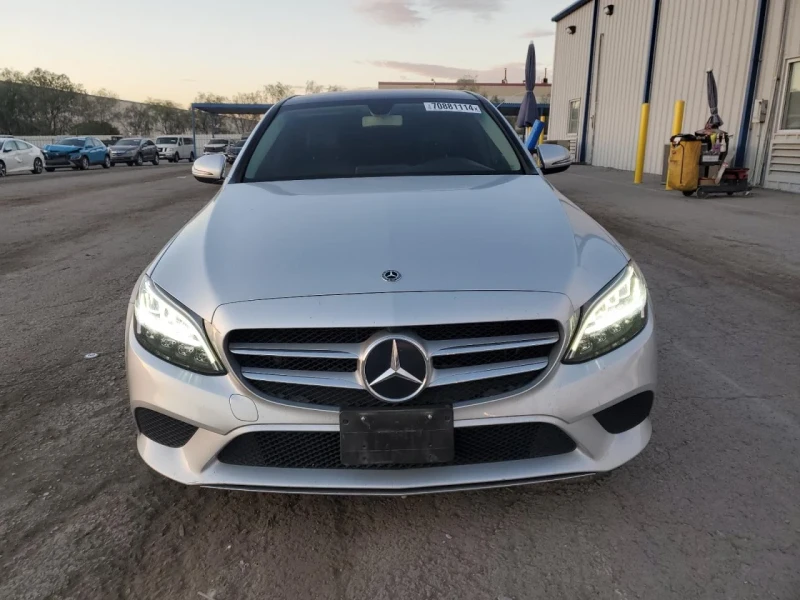 Mercedes-Benz C 300, снимка 2 - Автомобили и джипове - 48796607