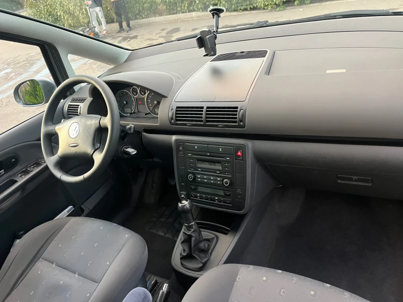 VW Sharan Бензин + Газ, снимка 10 - Автомобили и джипове - 49068685