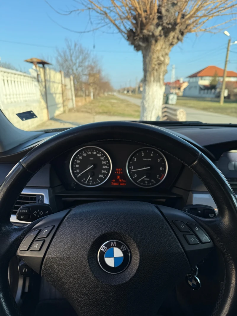 BMW 523, снимка 14 - Автомобили и джипове - 49117150