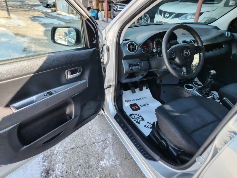 Mazda 2 1.4 HDI, снимка 11 - Автомобили и джипове - 49231794