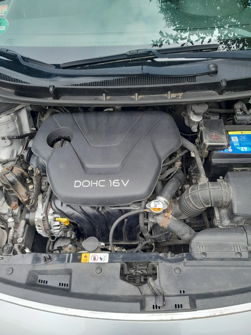 Hyundai I30 1.6 DOHC-120к.с. FACE LIFT, снимка 9 - Автомобили и джипове - 49277572